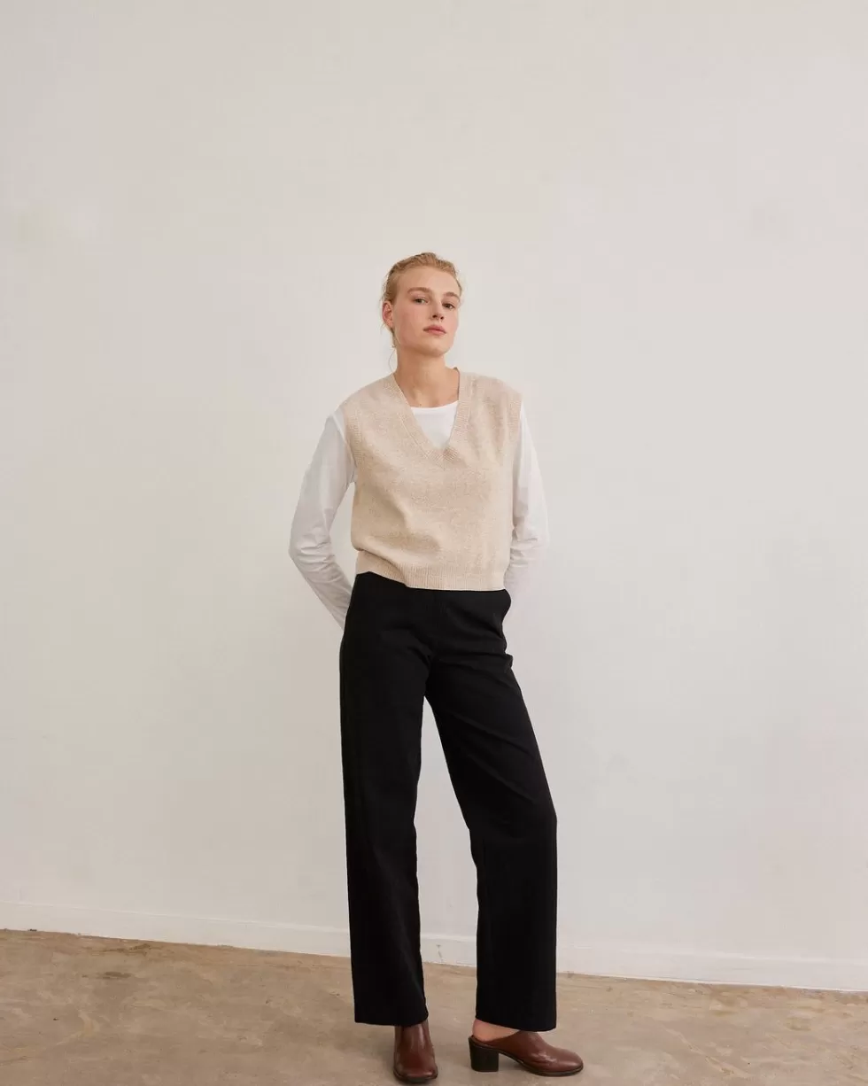 Shop Rue Blanche Shirley Gilet 23A Oats